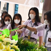 Kegiatan Prosesi Pradaksina & Pemandian Rupang Buddha Dalam Rangka Hari Tri Suci Waisak 2568 BE | SMK METTA MAITREYA